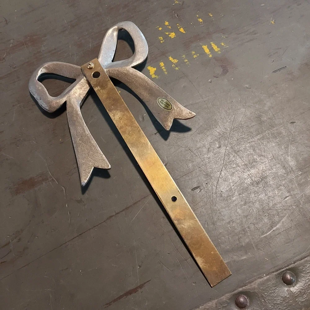 Vintage Silver Tone Metal Ribbon Bow Wall Hook Brass Plate 9x4.5 Coquette Decor